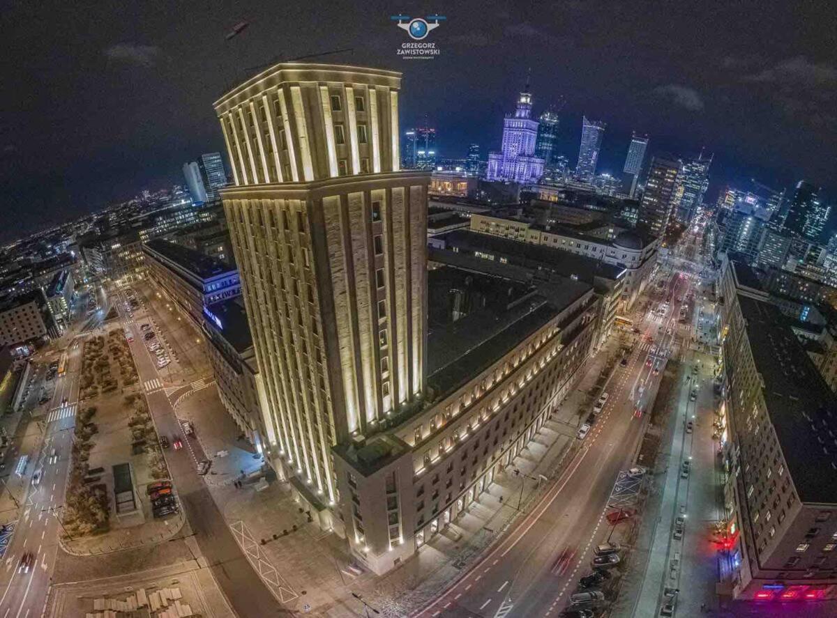 Palace 2 Wifi 600 Mbs 55'Tv Netflix Hbo 2Xmetro Appletv Warszawa Exteriör bild