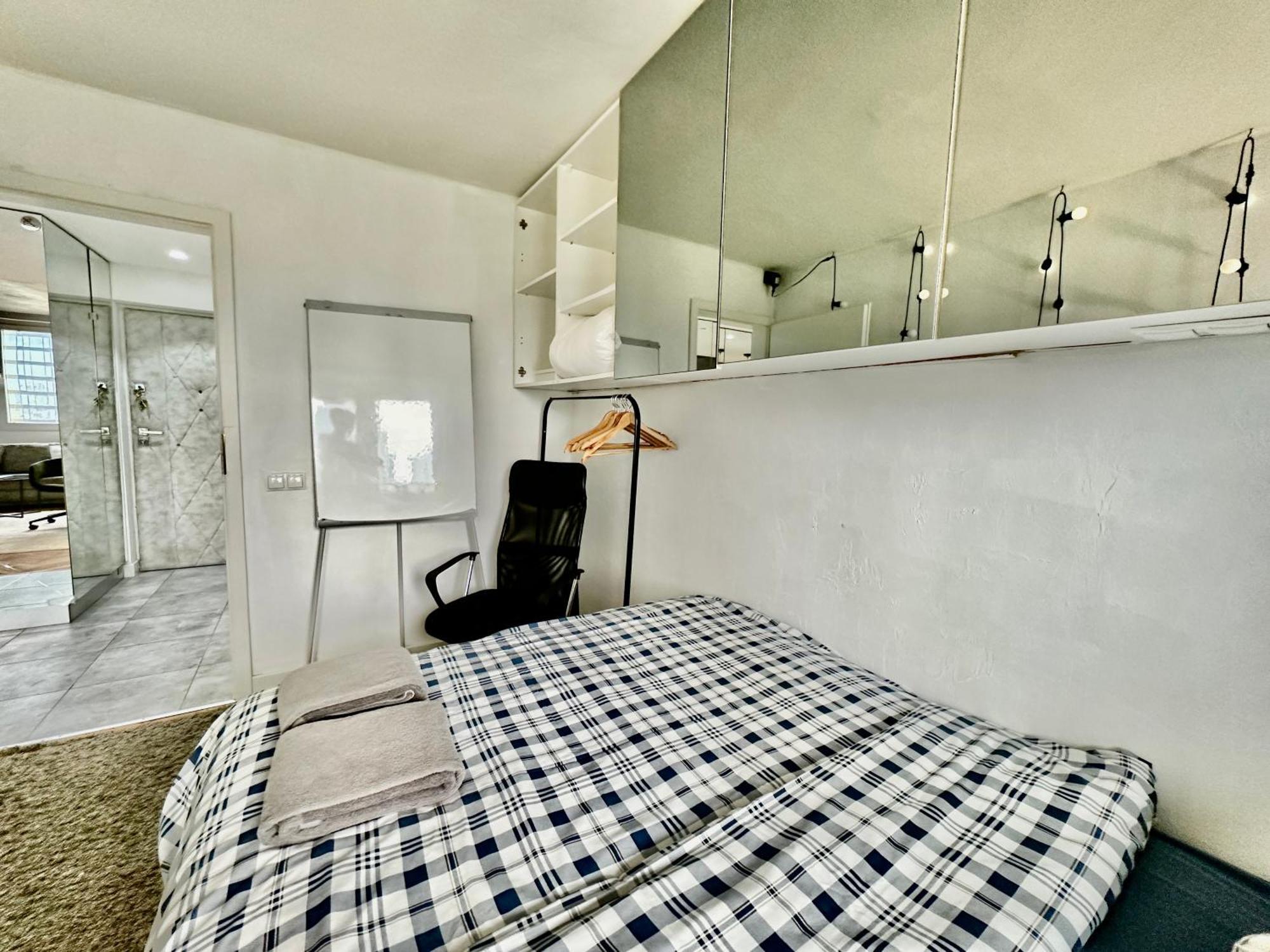 Palace 2 Wifi 600 Mbs 55'Tv Netflix Hbo 2Xmetro Appletv Warszawa Exteriör bild